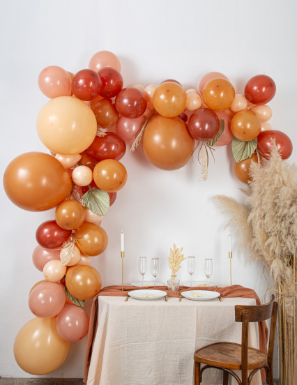 Kit arche de 70 ballons boho avec pampa et feuilles séchées Kit arche de 70 ballons boho avec pampa et feuilles séchées