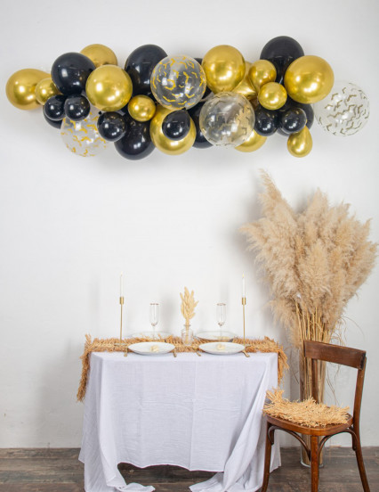 Kit arche de 34 ballons Halloween noir, or et transparent avec chauve-souris Kit arche de 34 ballons Halloween noir, or et transparent avec chauve-souris